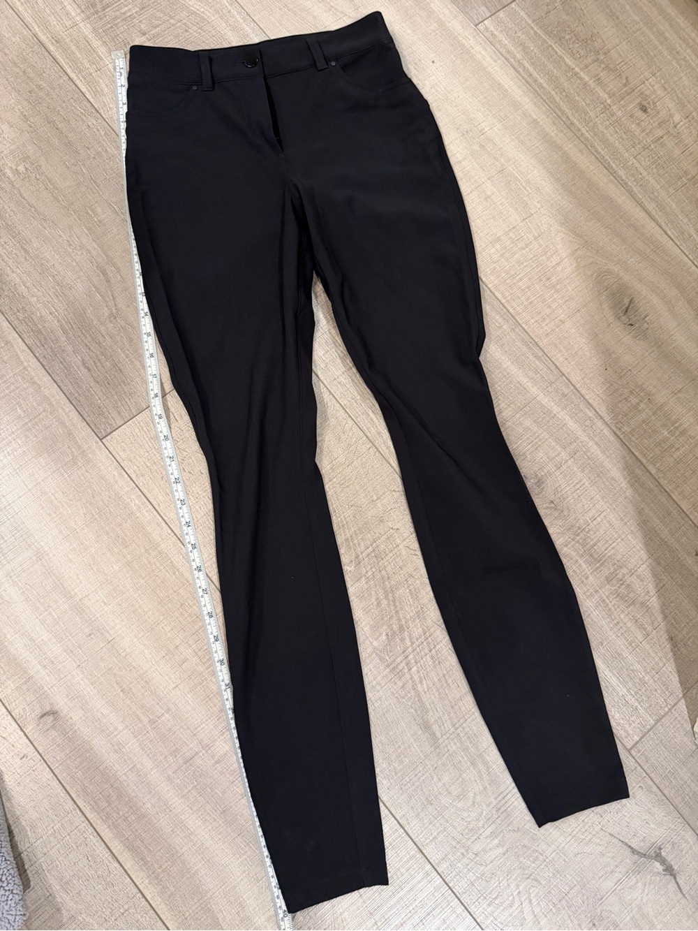 Black Lululemon athletic/casual trousers